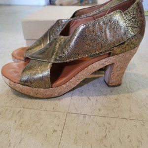 Gentle Souls, Gold heels (3.5 inches), leather